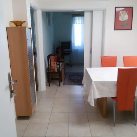 Apartman Lanterna شقة